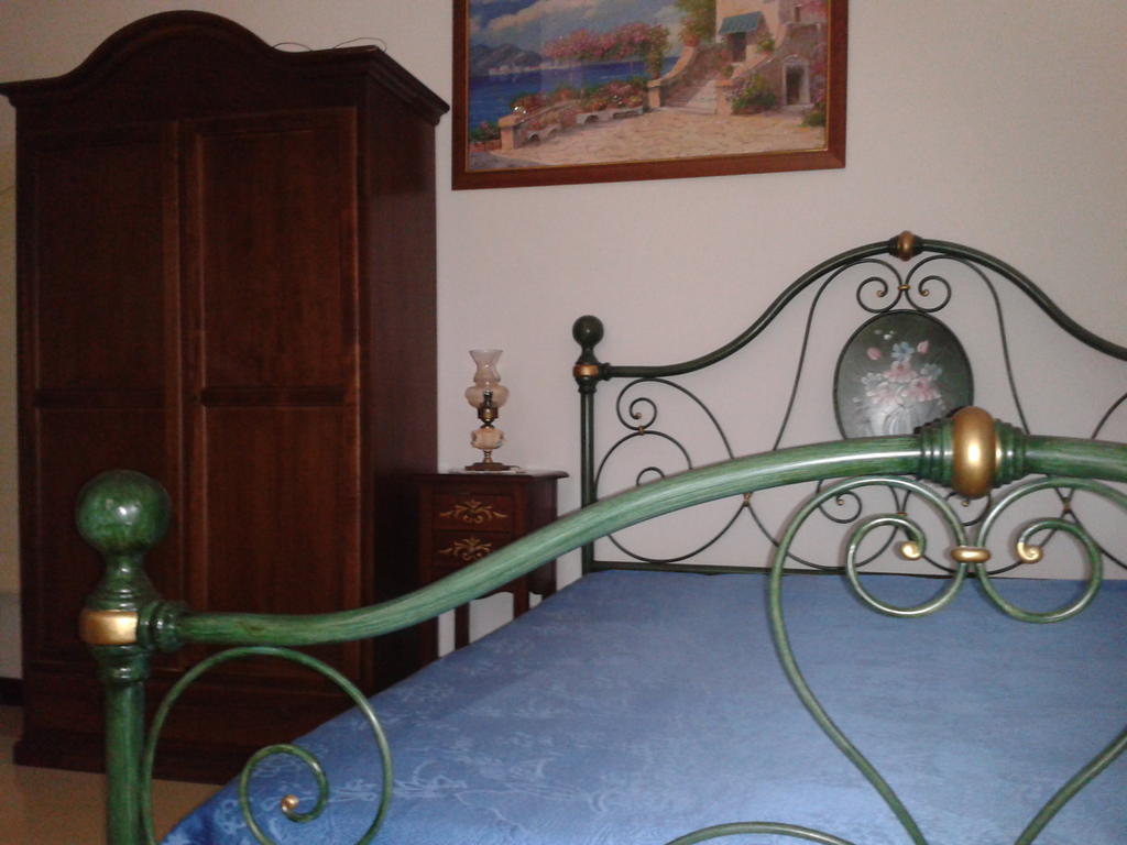 קרפיניאנו סלינטינו Tenuta La Spezia חדר תמונה